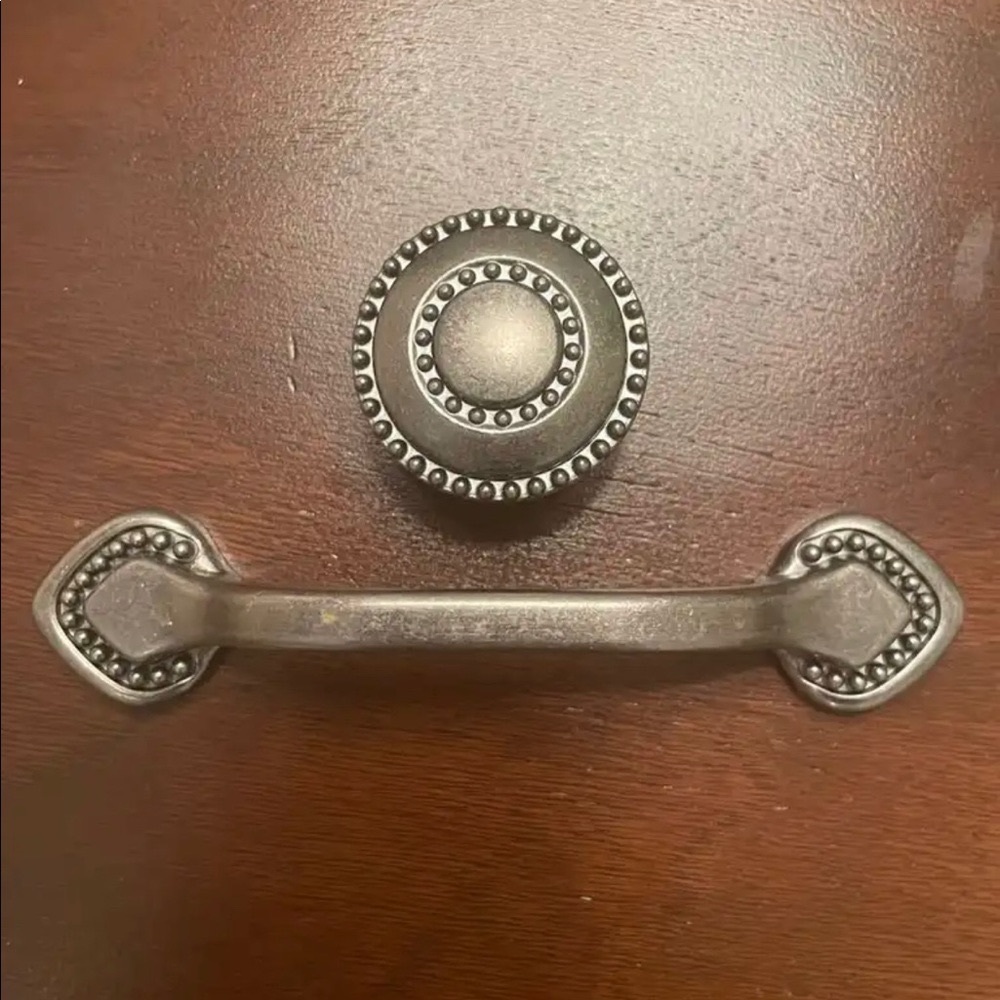 Weathered Nickel Hardware